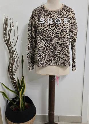 Felpa Shoe, brand: Shoe, condizioni: Ottime, taglia: M / IT 42 / EU 38, €6.00, €7.00 include la Protezione acquisti