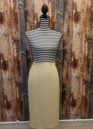 Magnifique Jupe crayon beige Gerry Weber taille 44 élégante et classique, merk: Gerry Weber, staat: Heel goed, maat: XXL / 44 / 16, € 13,99, € 15,39 inclusief Kopersbescherming