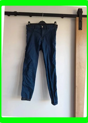 Jean bleu Jennyfer femme taille 40, marque: Jennyfer, état: Très bon état, taille: L / 40 / 12, 5,00 €, 5,95 € Protection acheteurs (Pro) incluse