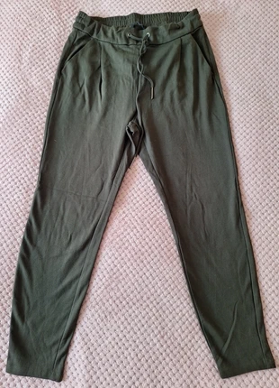 Pantalón Jogger Chino comodo Verde Militar/Caqui de Vero Moda 🌿, marque: Vero Moda, état: Très bon état, taille: S / 36 / 8, 3,49 €, 4,36 € Protection acheteurs incluse