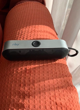 Enceinte Bluetooth NBY-18, marke: nby-18, zustand: Sehr gut, 10,00 €, 11,20 € inklusive Vinted-Käuferschutz
