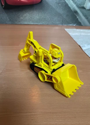 Rubble and crew, merk: Paw Patrol, staat: Heel goed, maat: Universeel, € 5,00, € 5,95 inclusief Kopersbescherming