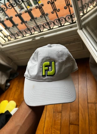 FootJoy (FJ) casquette de golf blanche – logo néon – strapback – bon état, brand: FootJoy, condition: New without tags, size: M, €20.00, €21.70 includes Buyer Protection
