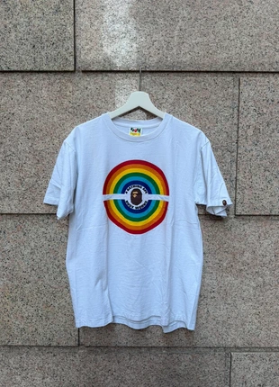 BAPE Busy Works Rainbow Logo Tee White – Taglia L, brand: A Bathing Ape (BAPE), condizioni: Ottime, taglia: L, €85.00, €89.95 include la Protezione acquisti Pro