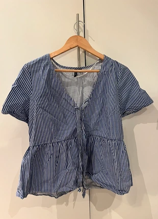 Vero Moda Blue and White Tie Top, brand: Vero Moda, condition: Very good, size: S / UK 8-10, £6.00, £7.00 includes Buyer Protection