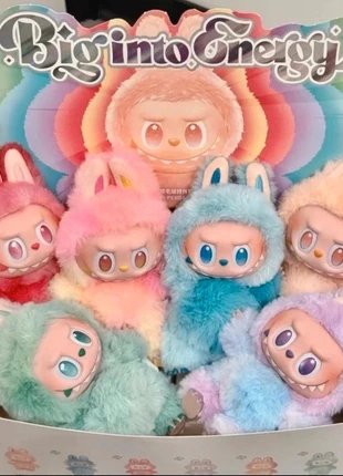 Labubu toute couleur neuf, marque: labubu, état: Neuf avec étiquette, taille: Taille unique, 12,00 €, 13,30 € Protection acheteurs incluse