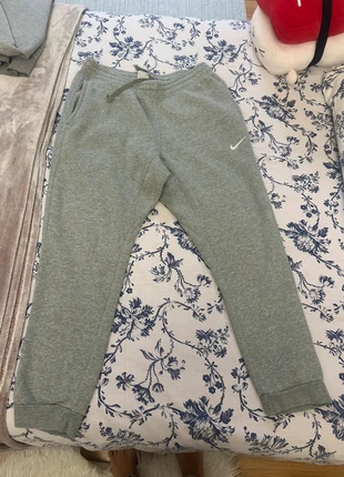 tuta grigia nike, marque: Nike, état: Neuf sans étiquette, taille: M, 20,00 €, 21,70 € Protection acheteurs incluse