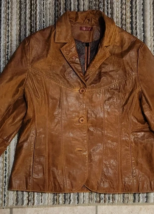 100% real leather Brown jacket, brand: NO LABEL, condition: Very good, size: Other, $10.00, $11.20 includes Buyer Protection