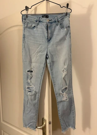 Jean 7/8 Abercrombie & Fitch T29, brand: Abercrombie & Fitch, condition: Very good, size: M / 38 / 10, €20.00, €21.70 includes Buyer Protection