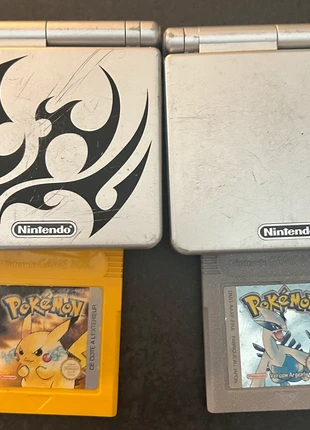 Game Boy Advance SP Tribal + Pokémon Jaune + Game Boy Advance SP argent + Pokémon Argent, zustand: Zufriedenstellend, 330,00 €, 347,20 € inklusive Vinted-Käuferschutz