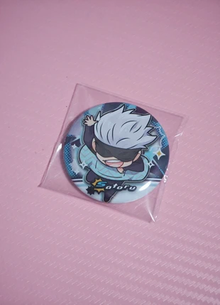 Gojo chibi badge, marque: Goodies, état: Très bon état, 8,00 €, 9,10 € Protection acheteurs incluse
