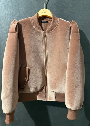 Bomber, brand: PrimaDonna, condizioni: Ottime, taglia: M / IT 42 / EU 38, €12.00, €13.30 include la Protezione acquisti