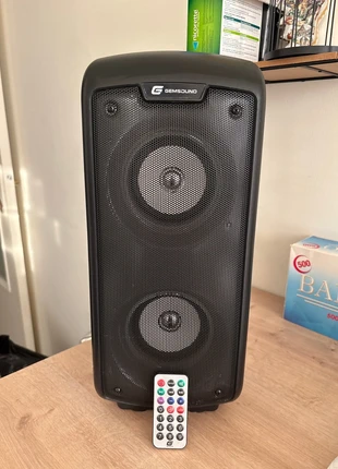 Enceinte avec télécommande, marque: G gemsound, état: Très bon état, 15,00 €, 16,45 € Protection acheteurs incluse