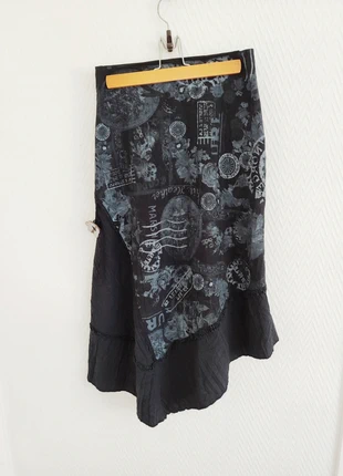 Jupe asymétrique à pans fairy grunge y2k noire et grise imprimée 36, marque: Vintage Dressing, état: Très bon état, taille: S / 36 / 8, 18,00 €, 19,60 € Protection acheteurs incluse