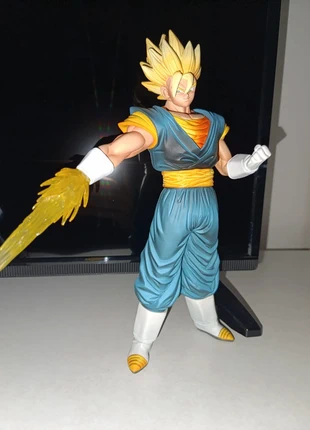 Super Vegito figure (Dragon Ball Z), marke: Dragon Ball, zustand: Neu, mit Etikett, größe: 5 Jahre / 110, 40,00 €, 42,70 € inklusive Vinted-Käuferschutz