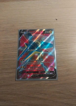 Lucanon V shiny full art, brand: Pokémon, condizioni: Ottime, €25.00, €26.95 include la Protezione acquisti