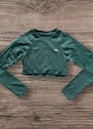 Crop Top Oner Active vert - Très bon état - Taille M, marque: Oner Active, état: Très bon état, taille: M / 38 / 10, 14,99 €, 16,44 € Protection acheteurs (Pro) incluse