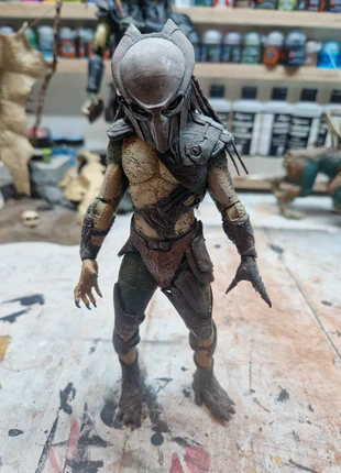 Falconer predator neca, merk: NECA, staat: Goed, maat: Universeel, € 33,50, € 35,88 inclusief Kopersbescherming