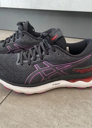 Asics, marke: Asics, zustand: Sehr gut, größe: 40, 80,00 €, 84,70 € inklusive Vinted-Käuferschutz