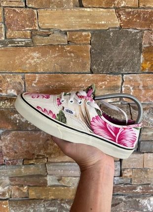 Vans Hawaii / Fleurs / Taille 37, brand: Vans, condition: Very good, size: 37, €25.00, €26.95 includes Buyer Protection
