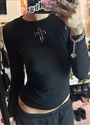 black long sleeve custom spikes cross, merk: cross, staat: Heel goed, maat: XS / 34 / 6, € 25,00, € 26,95 inclusief Kopersbescherming