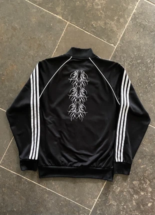 Adidas vest met tribal print., merk: adidas, staat: Heel goed, maat: L, € 80,00, € 84,70 inclusief Kopersbescherming