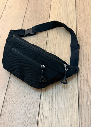 Sacs banane noir en velours côtelé 2 poches réglable neuf, condizioni: Nuovo senza cartellino, €7.40, €8.47 include la Protezione acquisti