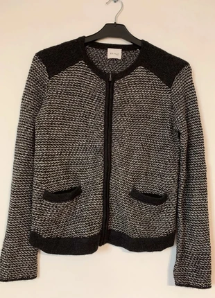 Veste Erinly 🌸 neuf, brand: Erinly, condizioni: Ottime, taglia: M / IT 42 / EU 38, €13.00, €14.35 include la Protezione acquisti Pro