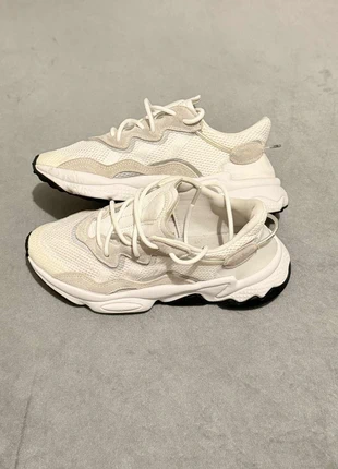 Baskets adidas ozweego, marque: adidas, état: Bon état, taille: 38, 45,00 €, 47,95 € Protection acheteurs incluse