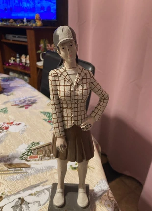 Statue femme, état: Satisfaisant, 5,00 €, 5,95 € Protection acheteurs incluse