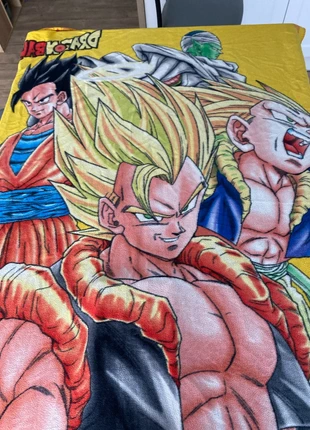 Plaide Dragon Ball Z, marque: Dragon Ball, état: Bon état, taille: Simple (135-150 cm x 200-220 cm), 4,00 €, 4,90 € Protection acheteurs incluse