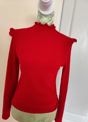 Red ribbed ruffle shoulder sweater. New size 10, brand: Shein, condition: New without tags, size: L / 40 / 12, €4.20, €5.11 includes Buyer Protection