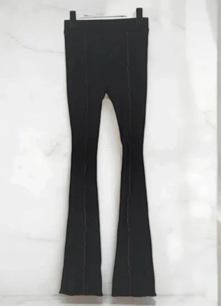 Legging nuevos Zara acampanados con detalle marrón talla M, marque: Zara, état: Neuf sans étiquette, taille: M / 38 / 10, 3,00 €, 3,85 € Protection acheteurs incluse