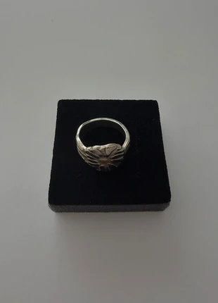 Margriet Ring, merk: Silver, staat: Nieuw zonder prijskaartje, maat: 50.6 mm / 16.1 mm Ø, € 18,00, € 19,60 inclusief Kopersbescherming