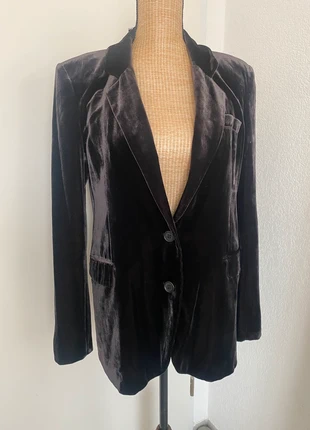 Blazer Zara en velours marron neuf, marque: Zara, état: Neuf avec étiquette, taille: S / 36 / 8, 35,00 €, 37,45 € Protection acheteurs incluse