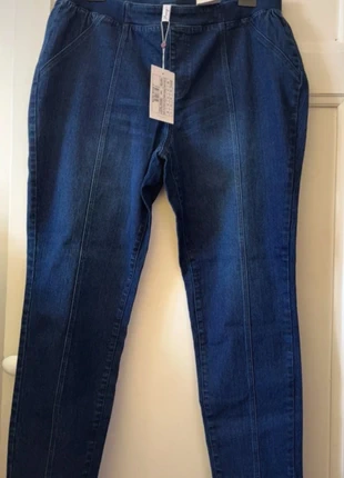 Jeans femme 52 neuf, marque: Allemande, état: Neuf avec étiquette, taille: 6XL / 52 / 24, 17,00 €, 18,55 € Protection acheteurs incluse