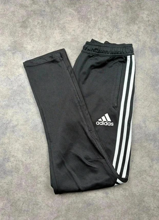 Jogging Adidas | Taille S | Couleur Noir, brand: adidas, condition: Very good, size: S, €12.50, €13.83 includes Buyer Protection Pro