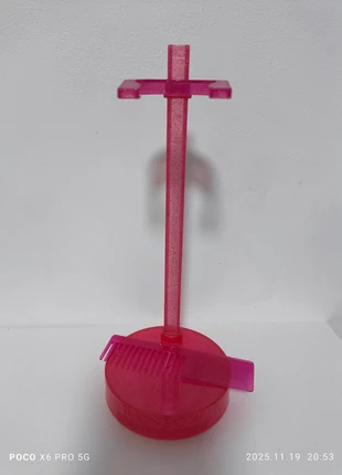 Support rainbow high, marke: Rainbow High, zustand: Sehr gut, 5,00 €, 5,95 € inklusive Vinted-Käuferschutz