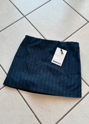 Jupe short neuve, merk: Bershka, staat: Nieuw met prijskaartje, maat: S / 36 / 8, € 15,00, € 16,45 inclusief Kopersbescherming