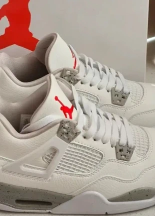 Jordan Air aj4, marke: Jordan, zustand: Sehr gut, größe: 45, 65,00 €, 68,95 € inklusive Vinted-Käuferschutz