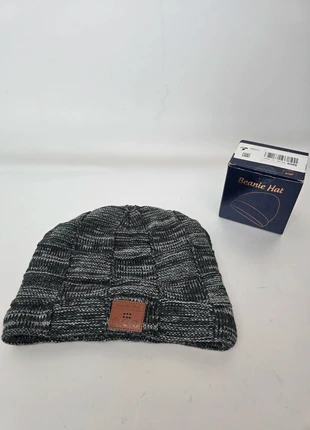 universele beanie met ingebouwde Bluetooth-hoofdtelefoon., staat: Nieuw met prijskaartje, maat: Universele maat, € 5,00, € 5,95 inclusief Kopersbescherming Pro