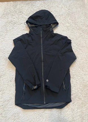 Veste champion à capuche noir taille S, marque: Champion, état: Très bon état, taille: S, 25,00 €, 26,95 € Protection acheteurs incluse
