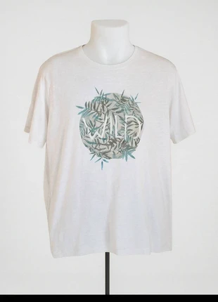 Tee-shirt manche courte a motif floral taille 3xl Marque kiabi, marke: Kiabi, zustand: Sehr gut, größe: XXXL, 7,00 €, 8,05 € inklusive Vinted-Käuferschutz