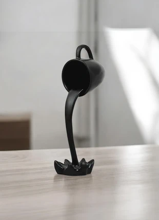 Tasse flottante noire design – effet liquide suspendu (résine), brand: Illusion, condition: New with tags, €8.50, €9.63 includes Buyer Protection