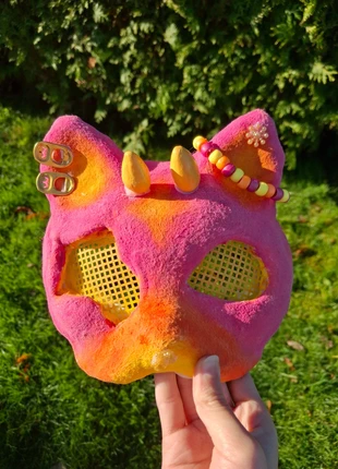 Pink/Orange/Yellow Therian Cat Mask, staat: Nieuw met prijskaartje, maat: Universeel, € 10,00, € 11,20 inclusief Kopersbescherming