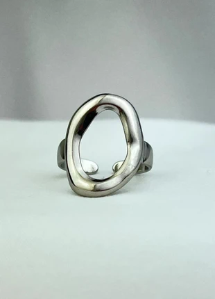 Bague Ajustable Argentée Forme Ovale Massive Minimaliste, marque: CHROME, état: Très bon état, taille: Ajustable, 7,20 €, 8,26 € Protection acheteurs (Pro) incluse
