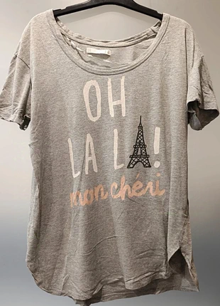 Camiseta de Lefties, marca: Lefties, estado: Muito bom, tamanho: L / 40 / 12, €2.50, €3.33 inclui Proteção do Comprador