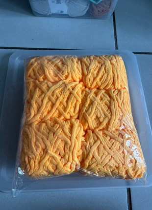 Lot pelottes de laine, marque: LAINE, état: Neuf avec étiquette, 8,00 €, 9,10 € Protection acheteurs incluse