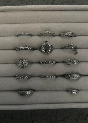 14 bagues lot, zustand: Sehr gut, größe: 53.1 mm / 16.9 mm Ø, 4,00 €, 4,90 € beinhaltet Vinted-Käuferschutz Pro