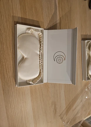 Silk Sleep Mask - Premium- 100% Mulberry Silk Perfect for Black Friday / Christmas Gift, marque: Deloréa, état: Neuf avec étiquette, 15,00 €, 16,45 € Protection acheteurs incluse